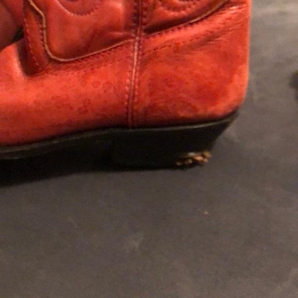 Red cowgirl boots - Picture 2 of 3